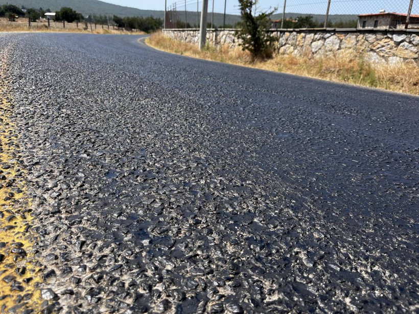 Bodrum'da 45 derece sıcakta asfalt eridi - Resim: 1